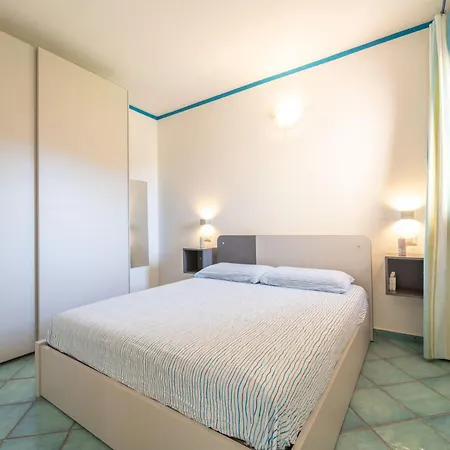 Sulla La Pelosa Holiday home *