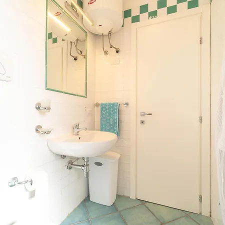 Sulla La Pelosa Holiday home *